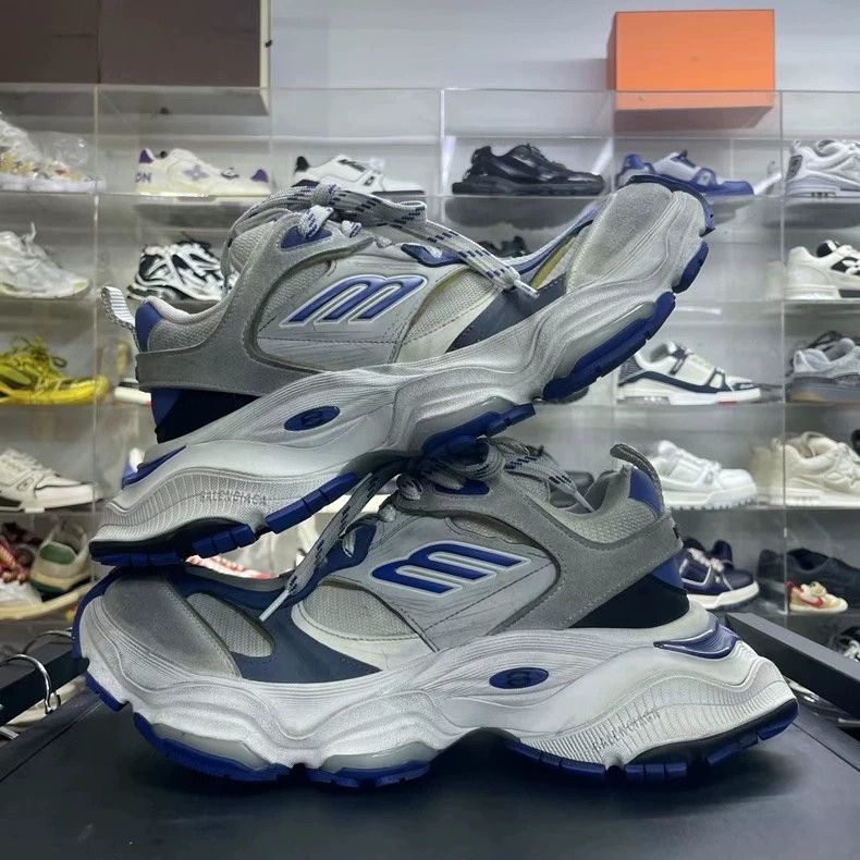 Balenciaga Balenciaga Cargo Lowtop Sneakers for Men Size US 10 / EU 43 - 5 Thumbnail