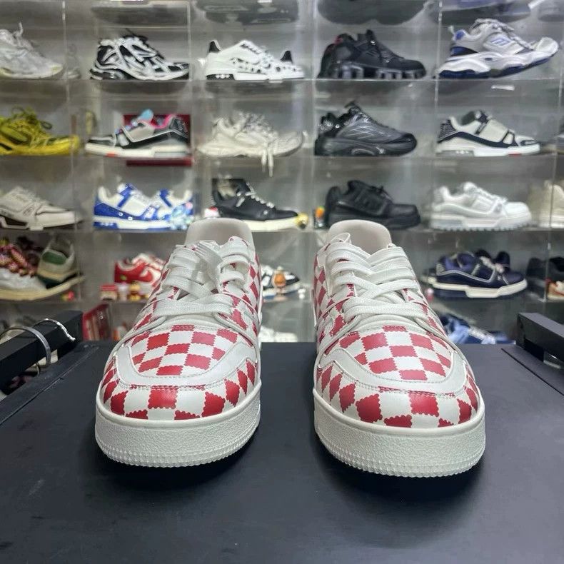 Louis Vuitton New Louis Vuitton Trainer Sneakers Red Checkered Size US 8 / EU 41 - 2 Thumbnail