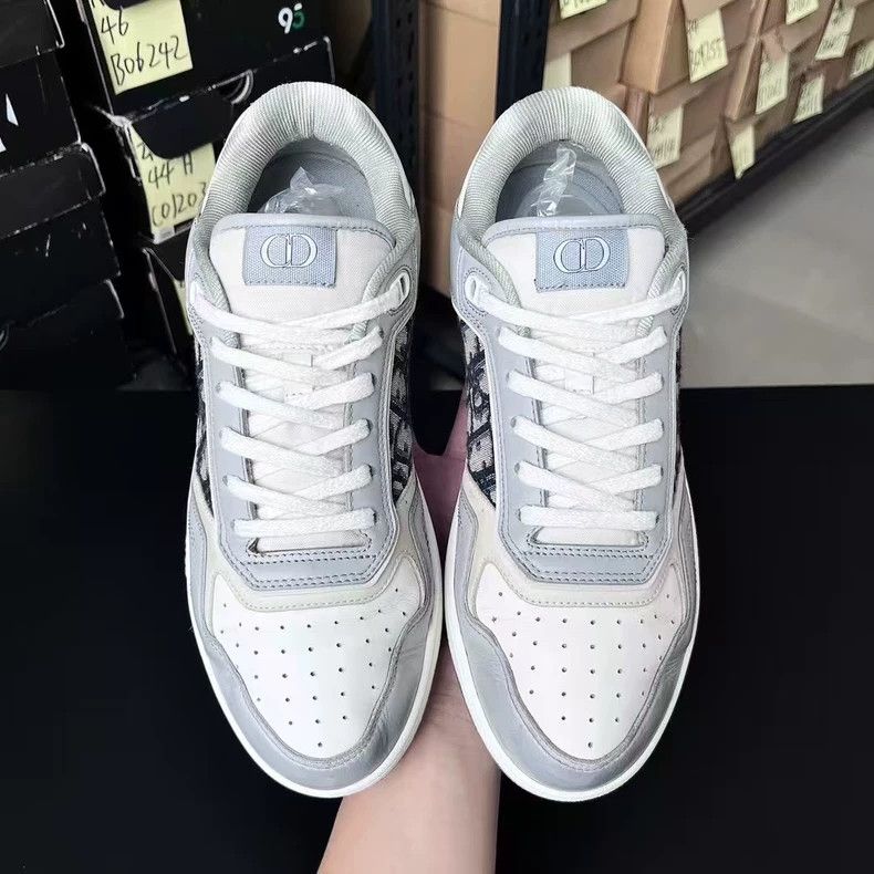 Dior Dior B27 Sneakers in Gray and White Size US 9 / EU 42 - 3 Thumbnail