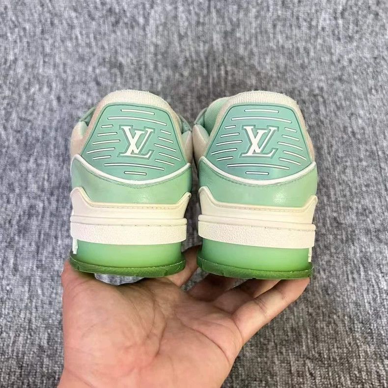 Louis Vuitton Louis Vuitton Tiffany Green Trainer Sneakers Size 7 Size US 7 / EU 40 - 3 Thumbnail