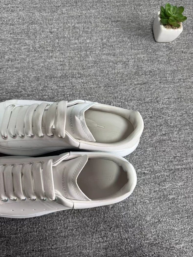 Alexander McQueen McQueen Reflective Sneakers Size 40 Size US 7.5 / EU 40-41 - 4 Thumbnail