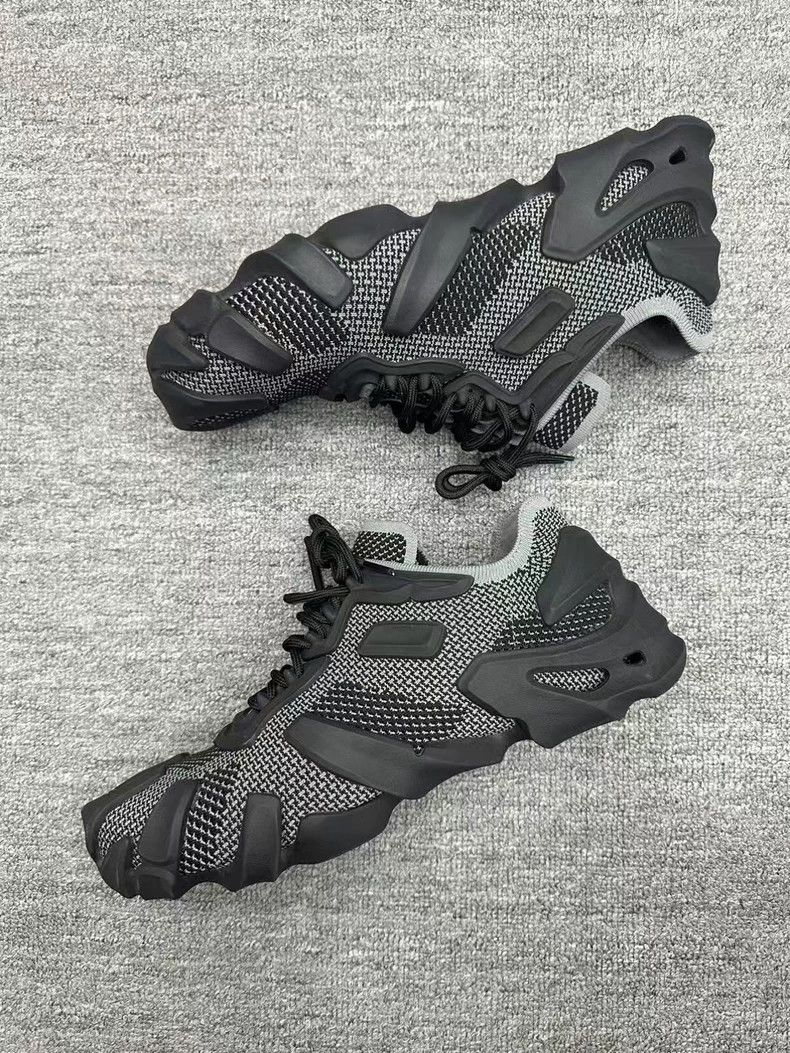 Balenciaga Bv Sneakers - Size 43 Available for Sale Size US 10.5 / EU 43-44 - 2 Thumbnail