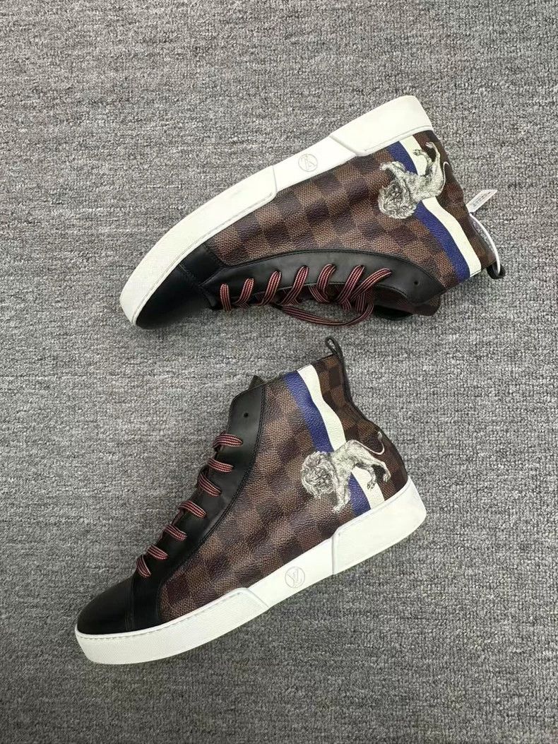 Louis Vuitton LV Animal Print Checkerboard Sneakers for Men Size US 10.5 / EU 43-44 - 2 Thumbnail