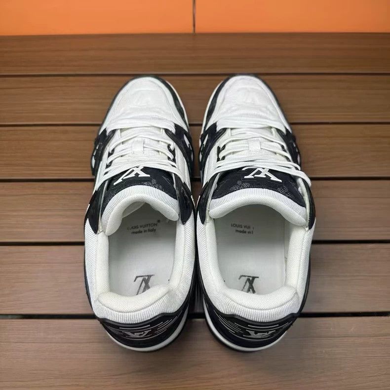 Louis Vuitton LV Trainer Black and White Sneakers Size 41.5 Size US 10.5 / EU 43-44 - 4 Thumbnail