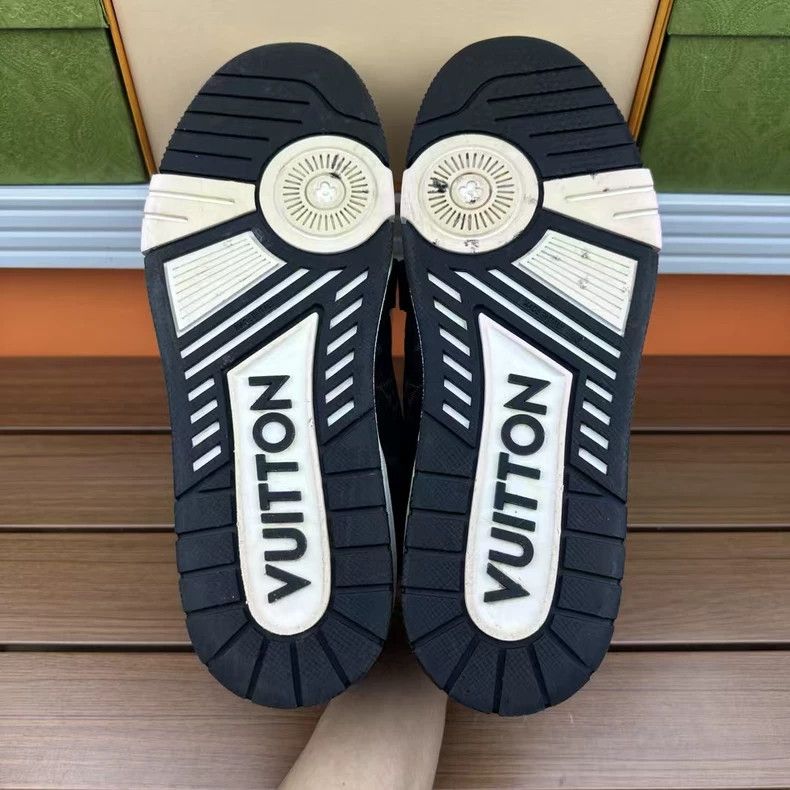 Louis Vuitton LV Trainer Black and White Sneakers Size 41.5 Size US 10.5 / EU 43-44 - 8 Thumbnail
