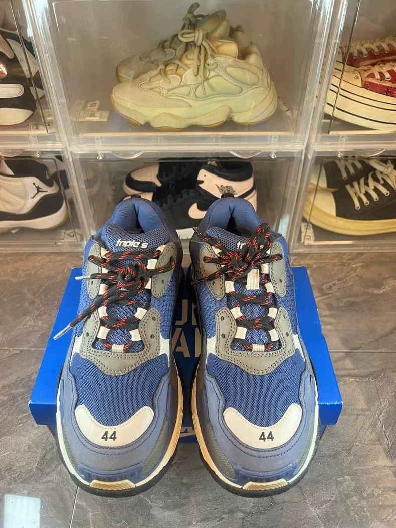Balenciaga Balenciaga Triple S Sneakers in Misty Blue Size US 10 / EU 43 - 2 Thumbnail
