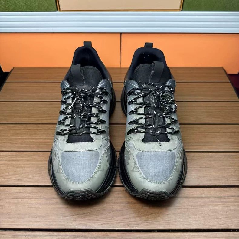 Louis Vuitton LV Runaway Dad Sneakers in Black and Green Size US 8.5 / EU 41-42 - 2 Thumbnail