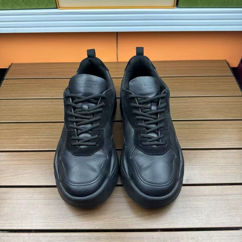 Valentino Valentino Black Casual Sneakers Size 40.5 Size US 8.5 / EU 41-42 - 2 Thumbnail