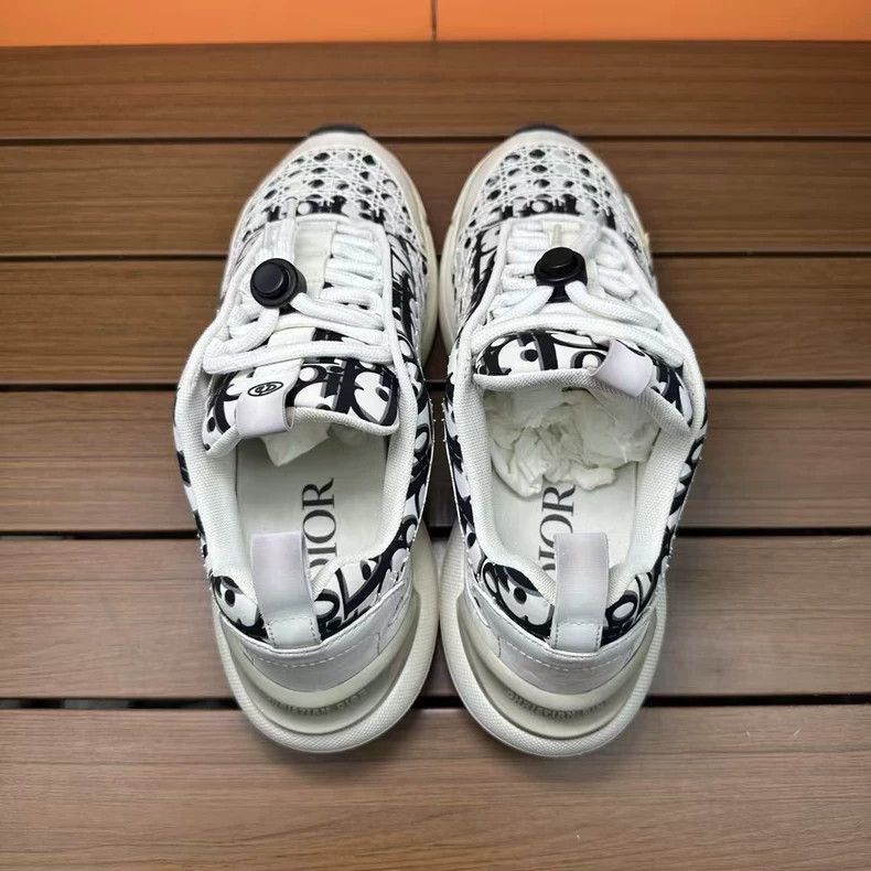 Dior Dior B24 Casual Shoes White and Black Size US 7.5 / EU 40-41 - 3 Thumbnail