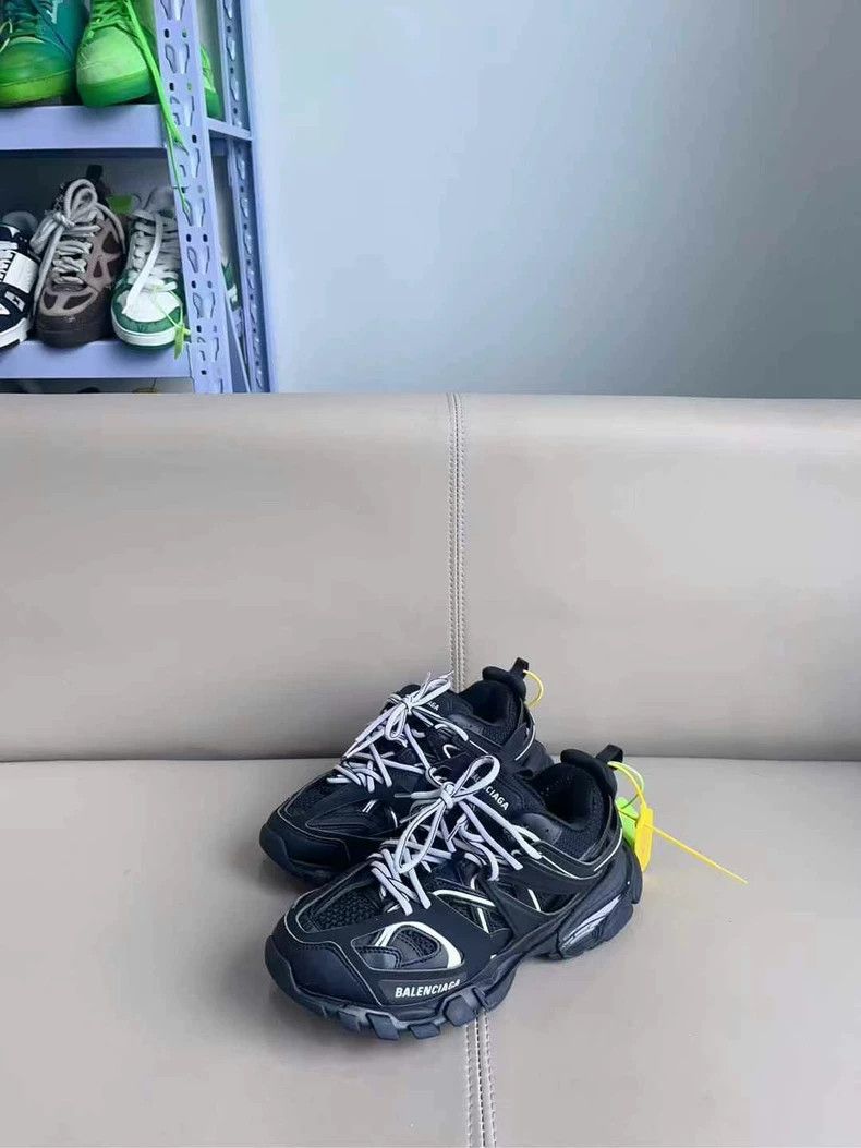 Balenciaga Balenciaga Track Sneakers Size 39 Black Size US 7 / EU 40 - 2 Thumbnail