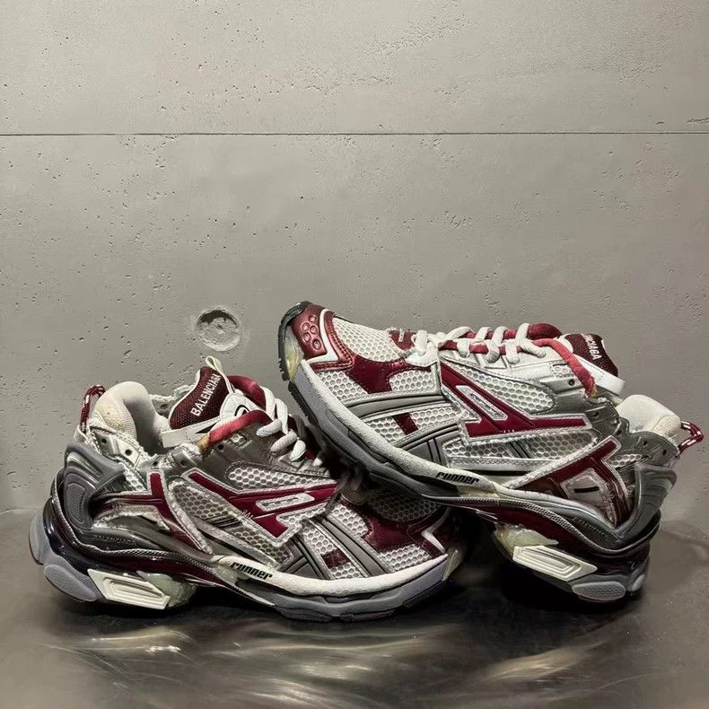 Balenciaga Balenciaga Runner Sneakers White Red Size 42 Size US 9 / EU 42 - 3 Thumbnail