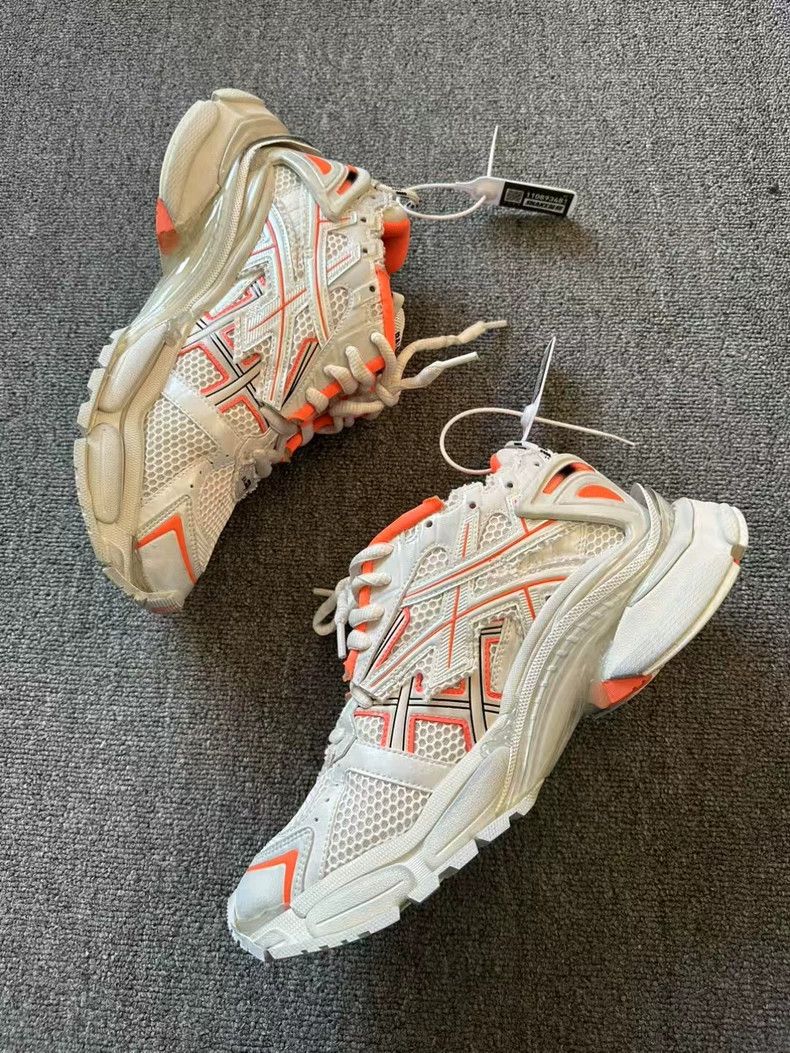 Balenciaga Balenciaga Runner Shoes with Orange Accents Size US 10 / EU 43 - 2 Thumbnail