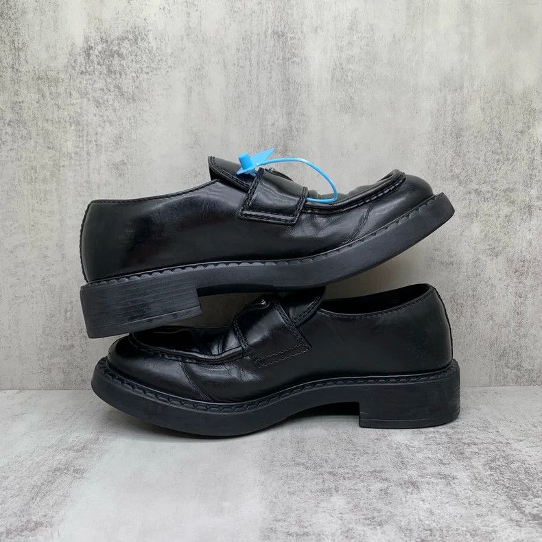 Prada Prada Thick Sole Loafers Size 7.5 Size US 7.5 / EU 40-41 - 2 Thumbnail