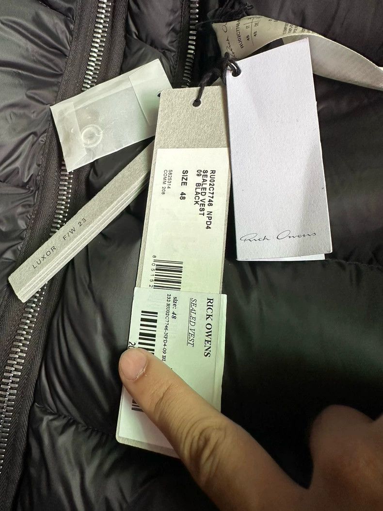 Rick Owens Rick Owens Black Puffer Vest with Tags Size US L / EU 52-54 / 3 - 4 Thumbnail