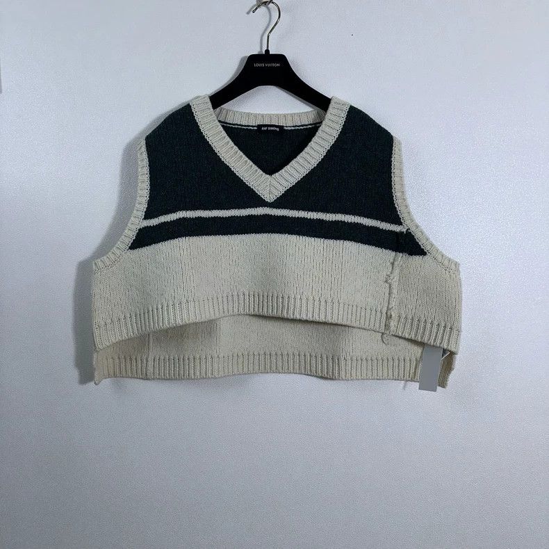 Raf Simons Raf Simons Knit Vest in Black and Cream Size US S / EU 44-46 / 1 - 3 Thumbnail
