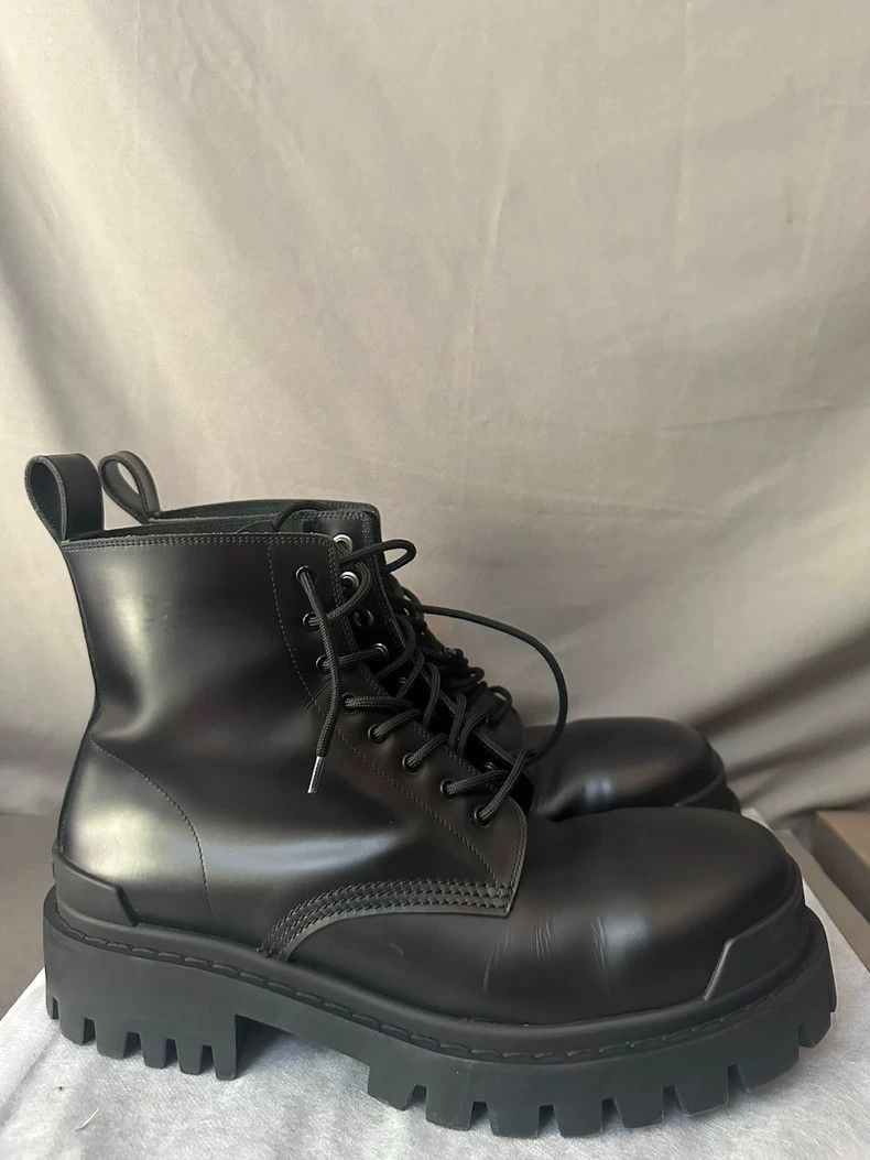 Balenciaga Balenciaga Strike Boots in Black Color Size 44 Size US 10 / EU 43 - 3 Thumbnail