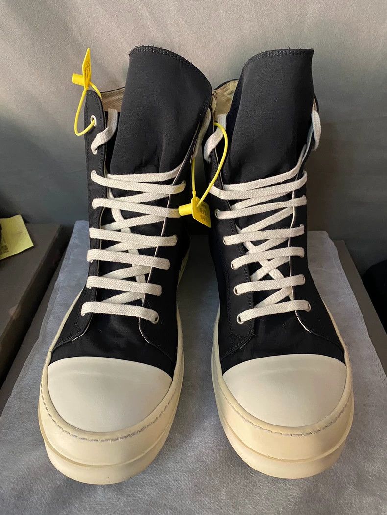 Rick Owens Rick Owens High-Top Sneakers in Black Size US 10.5 / EU 43-44 - 2 Thumbnail