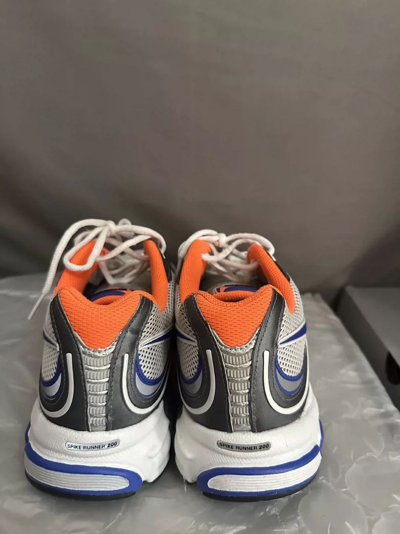Vetements Vetements Reebok Stylish Sneakers for Casual Wear Size US 9.5 / EU 42-43 - 4 Thumbnail