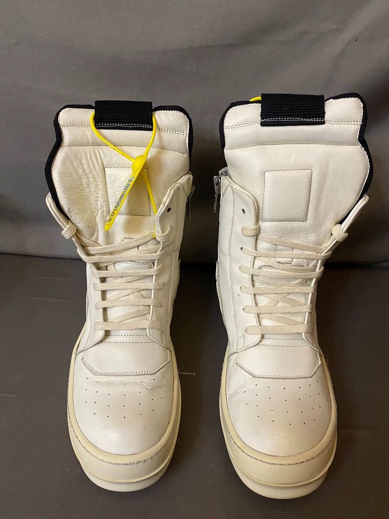 Rick Owens Rick Owens White High Top Sneakers Size US 7 / EU 40 - 2 Thumbnail