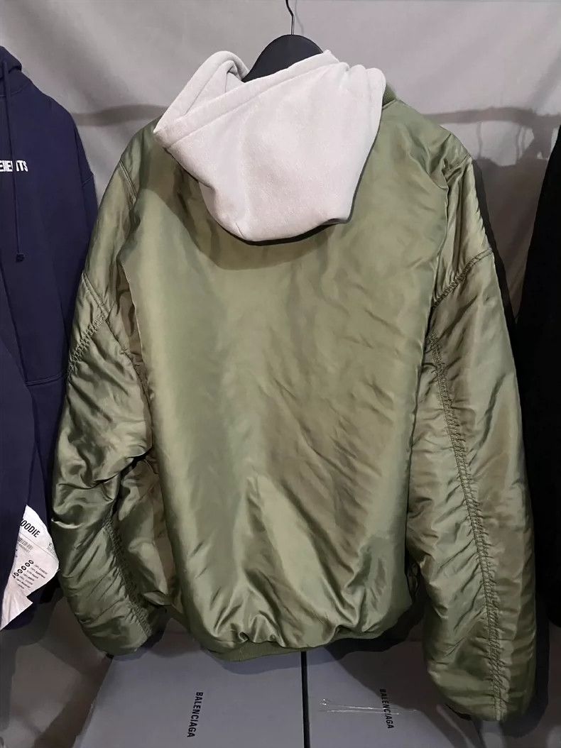Vetements Vetements Bomber Hooded Cotton Jacket Gray Green Size US XS / EU 42 / 0 - 4 Thumbnail