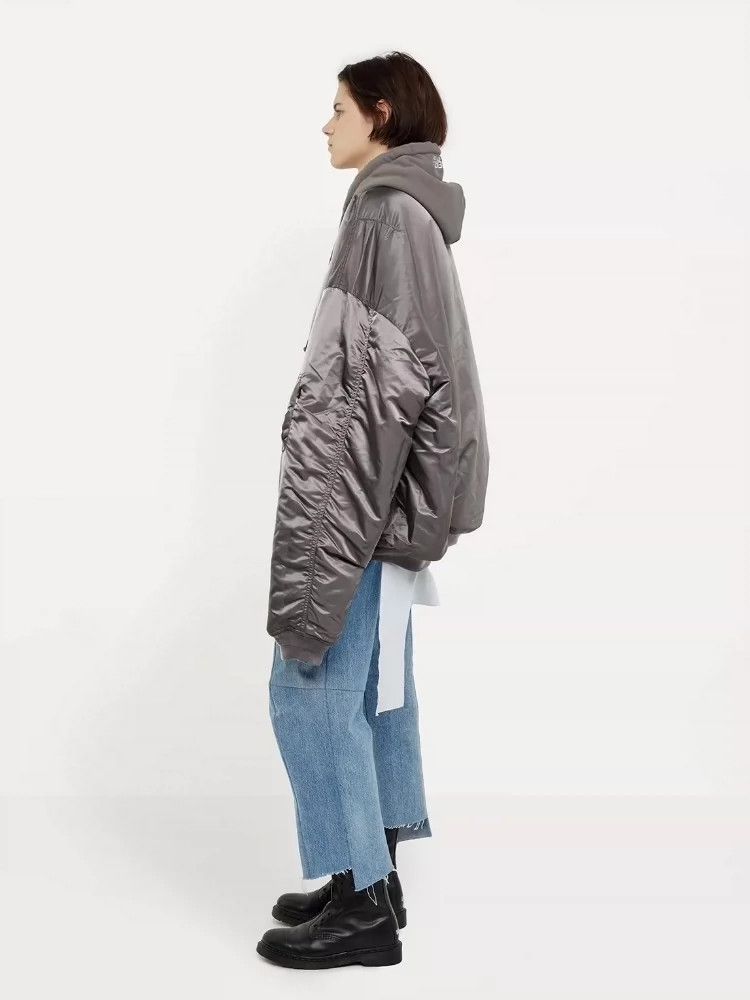 Vetements Vetements Bomber Hooded Cotton Jacket Gray Green Size US XS / EU 42 / 0 - 8 Thumbnail