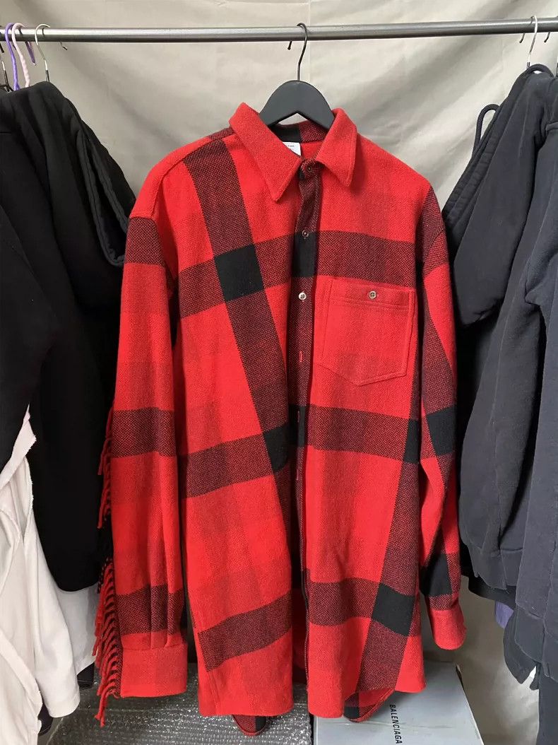 Vetements Red Fringed Wool Shirt with Thick Fabric Size US XS / EU 42 / 0 - 4 Thumbnail