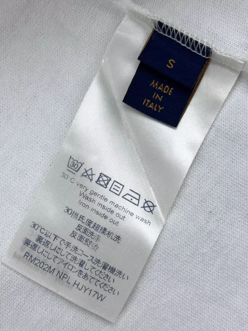 Louis Vuitton Louis Vuitton Short Sleeve T-Shirt for Men Size US S / EU 44-46 / 1 - 9 Thumbnail