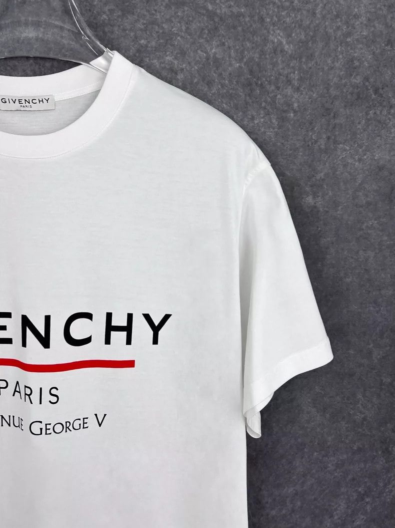 Givenchy GIVENCHY Logo Print Loose Fit T-Shirt Size US S / EU 44-46 / 1 - 5 Thumbnail