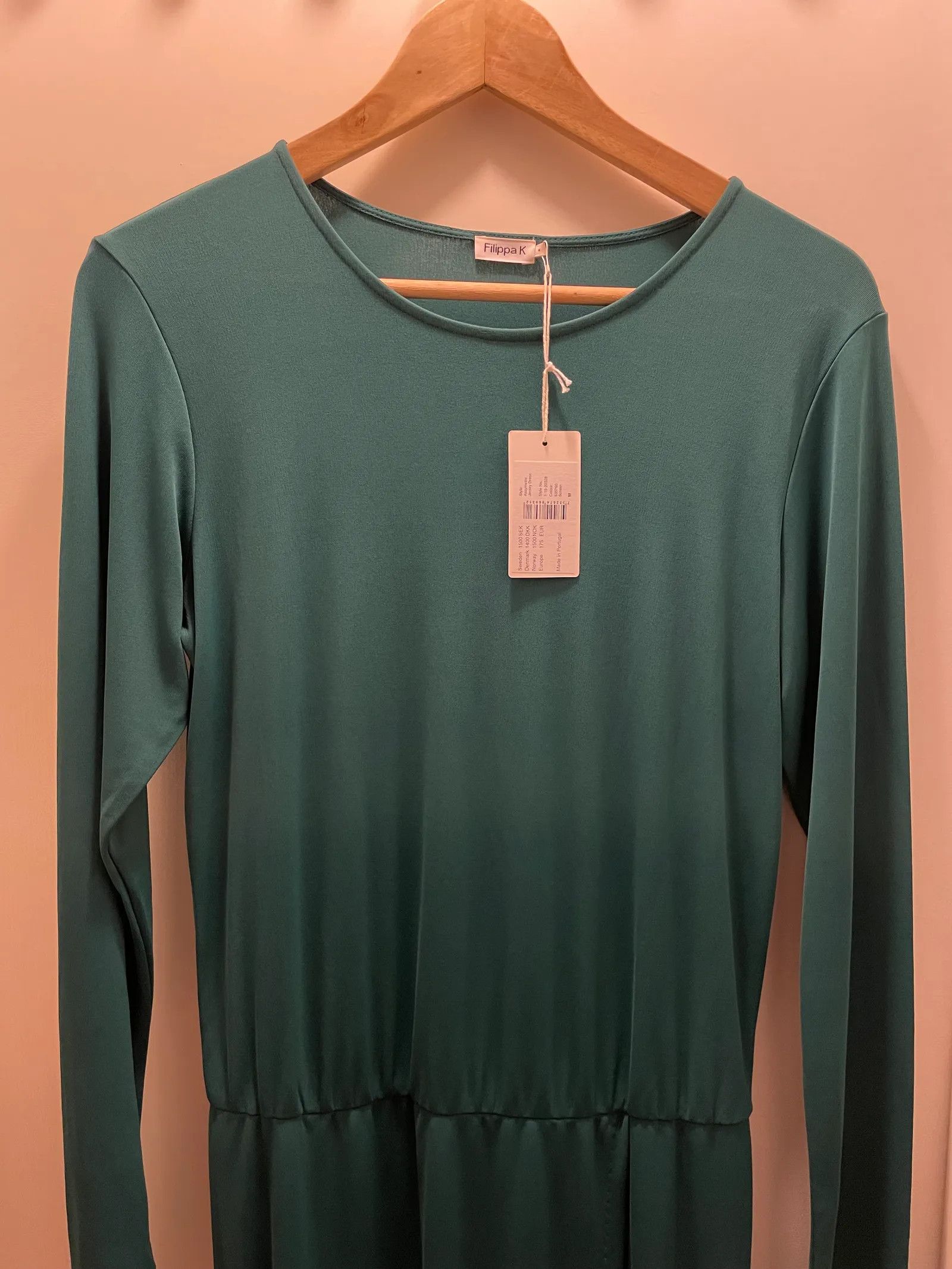 Filippa K Filippa K Assymetric Jersey Dress Dress Size M / US 6-8 / IT 42-44 - 3 Thumbnail