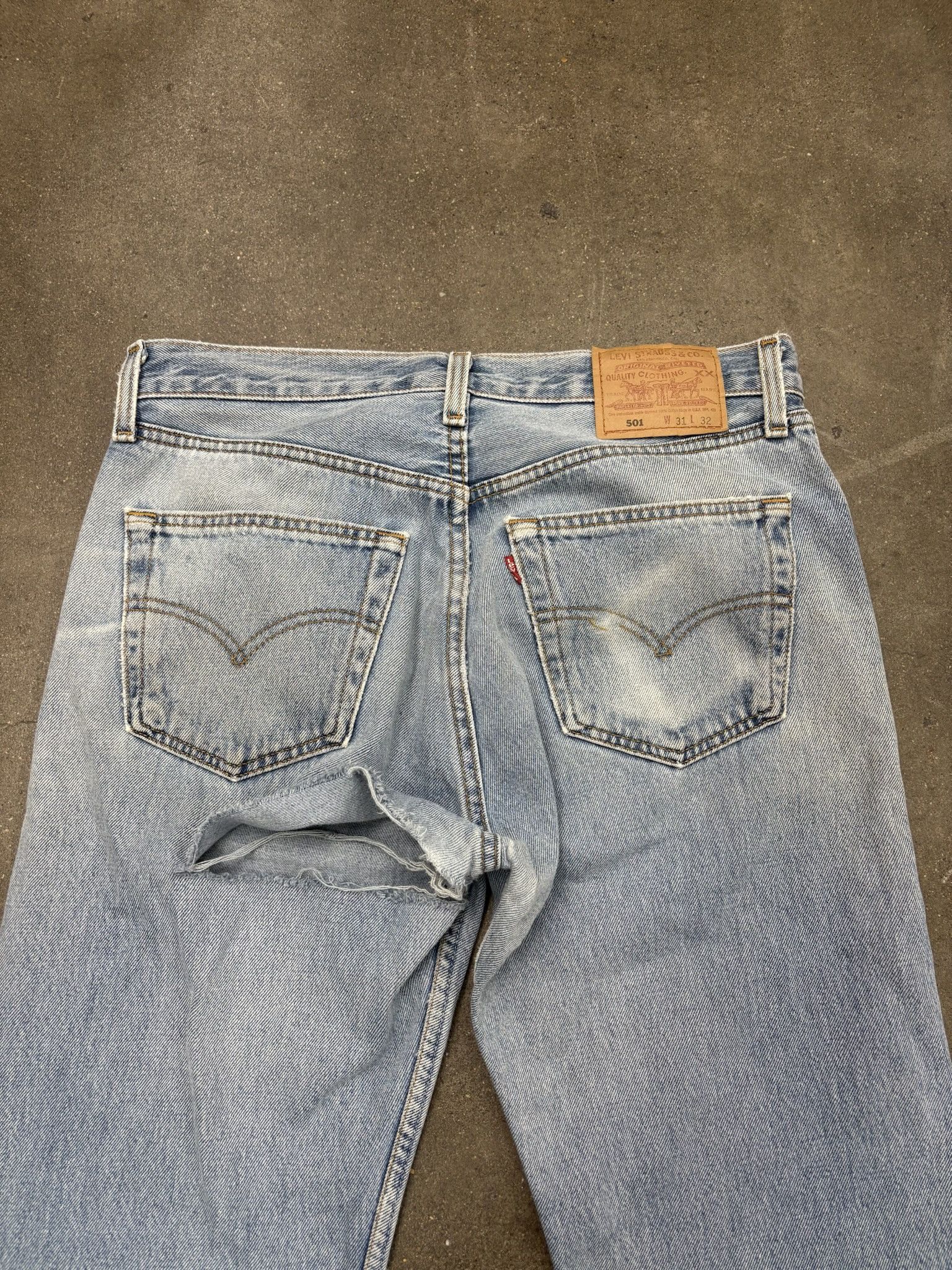 Wrangler Vintage Light Wash Denim Levi's 501 Jeans Size US 31 - 5 Thumbnail