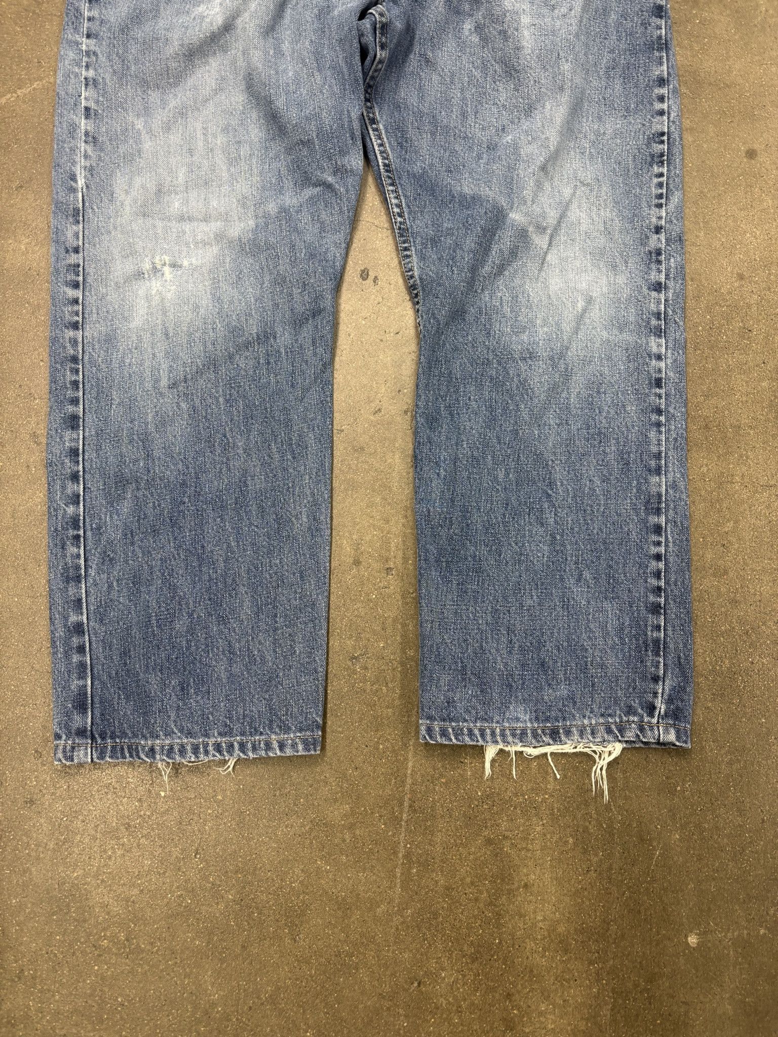 Wrangler Vintage Light Wash Denim Wrangler Jeans Co Straight Jeans Size US 40 / EU 56 - 4 Thumbnail