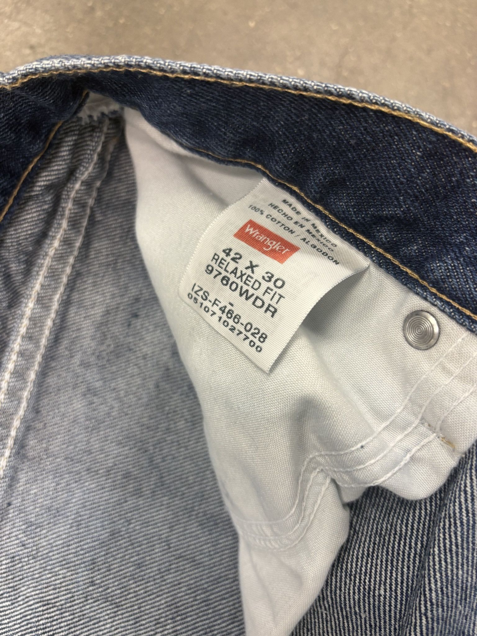 Wrangler Vintage Blue Denim Wrangler Jeans Co Jeans Size US 42 / EU 58 - 2 Thumbnail