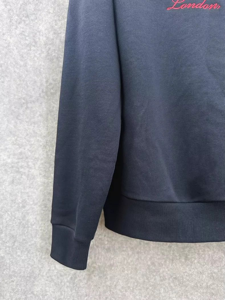 Burberry Burberry Logo Round Neck Sweatshirt for Men Size US M / EU 48-50 / 2 - 4 Thumbnail
