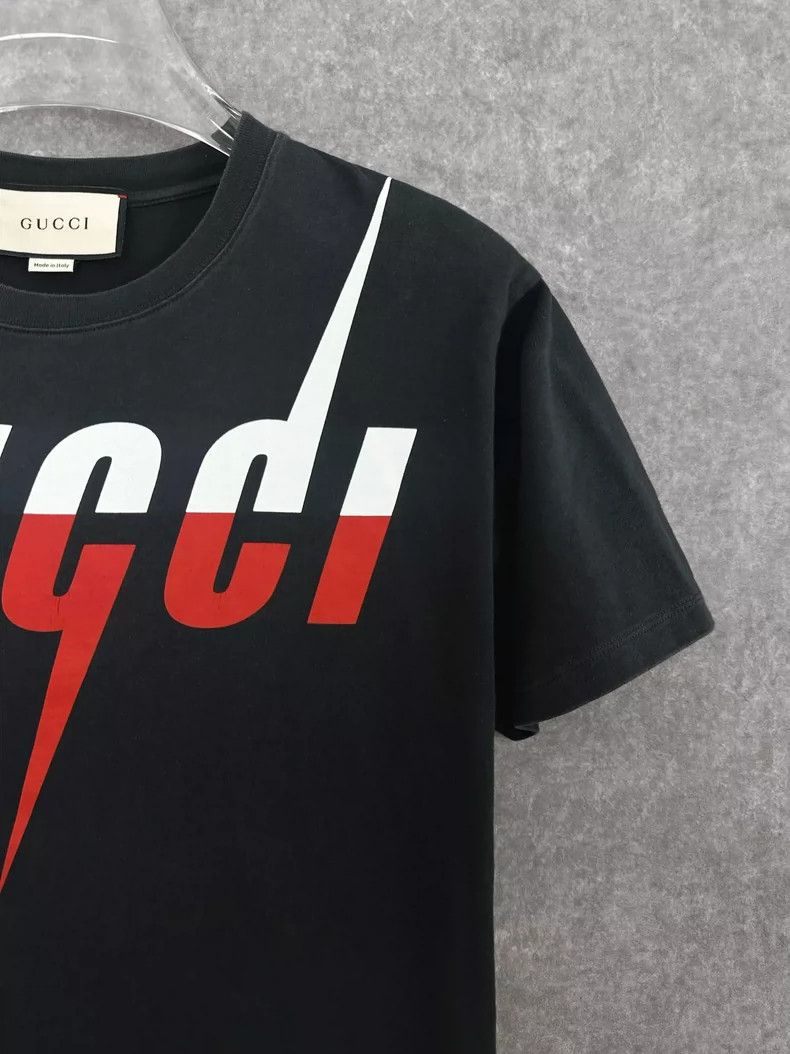Gucci GUCCI Blade Short Sleeve T-Shirt for Men Size US XS / EU 42 / 0 - 5 Thumbnail