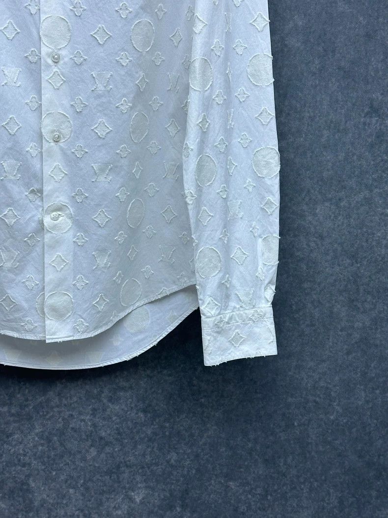 Louis Vuitton Louis Vuitton Long Sleeve Shirt for Men Size US M / EU 48-50 / 2 - 3 Thumbnail