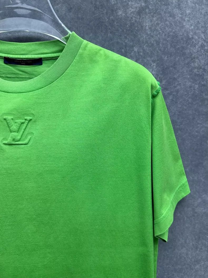 Louis Vuitton Louis Vuitton Logo Round Neck Short Sleeve T-shirt Size US L / EU 52-54 / 3 - 5 Thumbnail