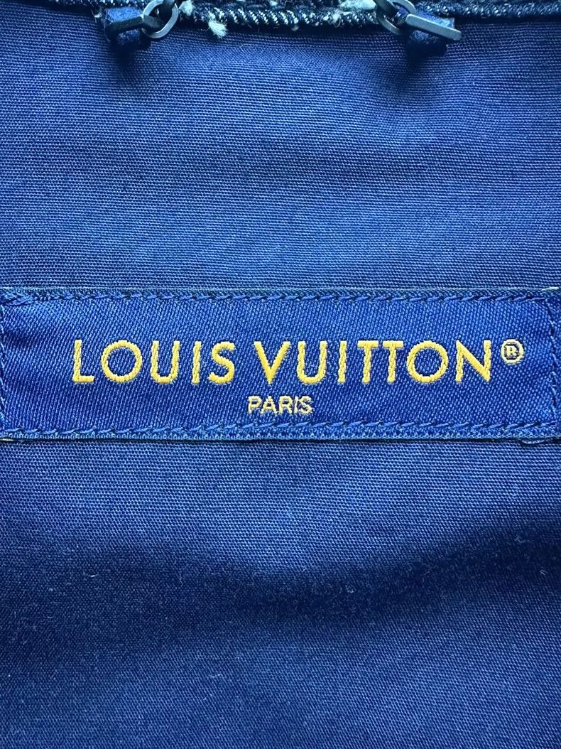Louis Vuitton Louis Vuitton Logo Embroidered Short Sleeve Shirt Size US M / EU 48-50 / 2 - 7 Thumbnail