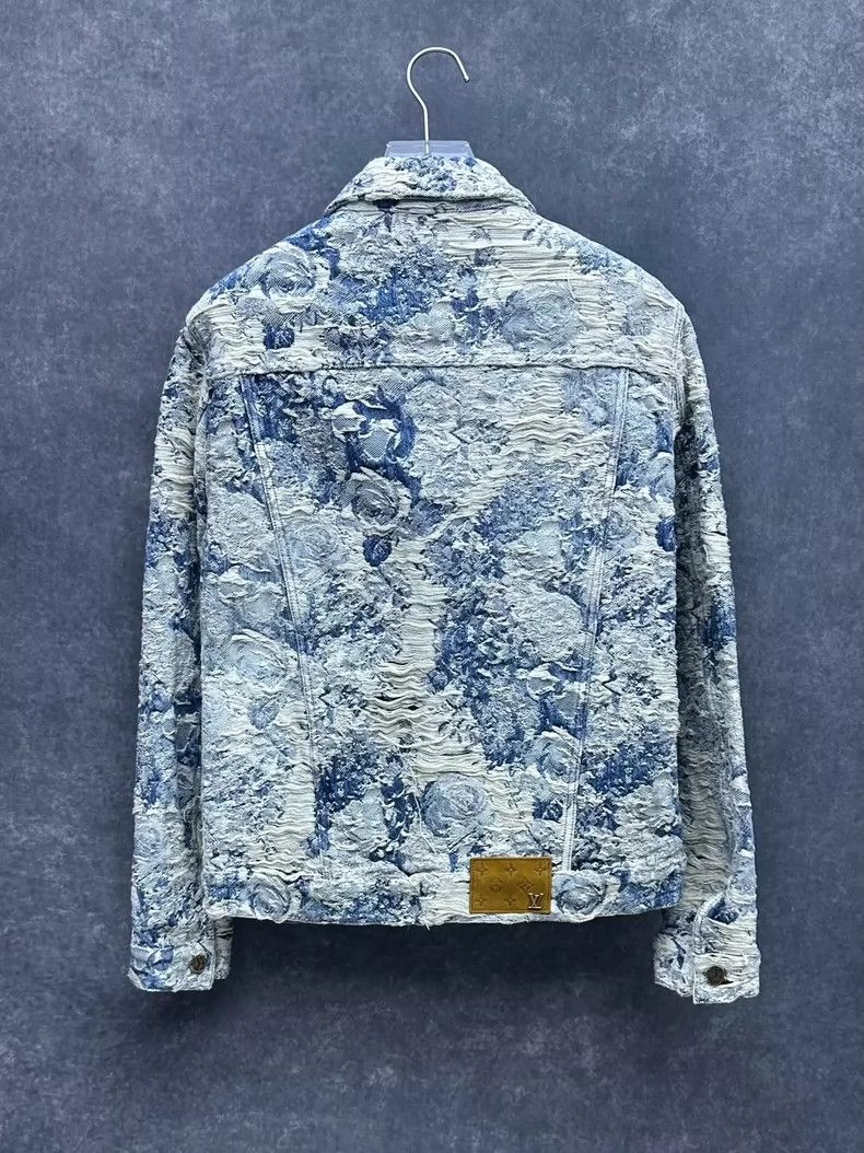 Louis Vuitton Louis Vuitton Blue Floral Long Sleeve Denim Jacket Size US L / EU 52-54 / 3 - 2 Thumbnail