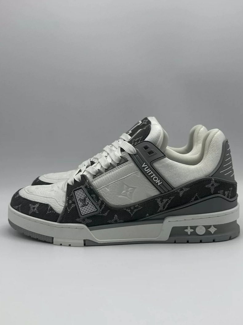 Louis Vuitton Louis Vuitton Low Top Leather Sneakers for Men Size US 8 / EU 41 - 4 Thumbnail