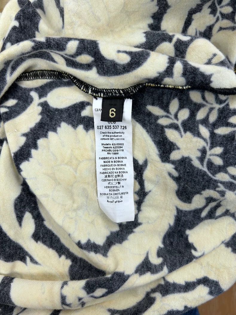 Versace Versace Floral Pattern Short Sleeve T-Shirt Size US M / EU 48-50 / 2 - 9 Thumbnail