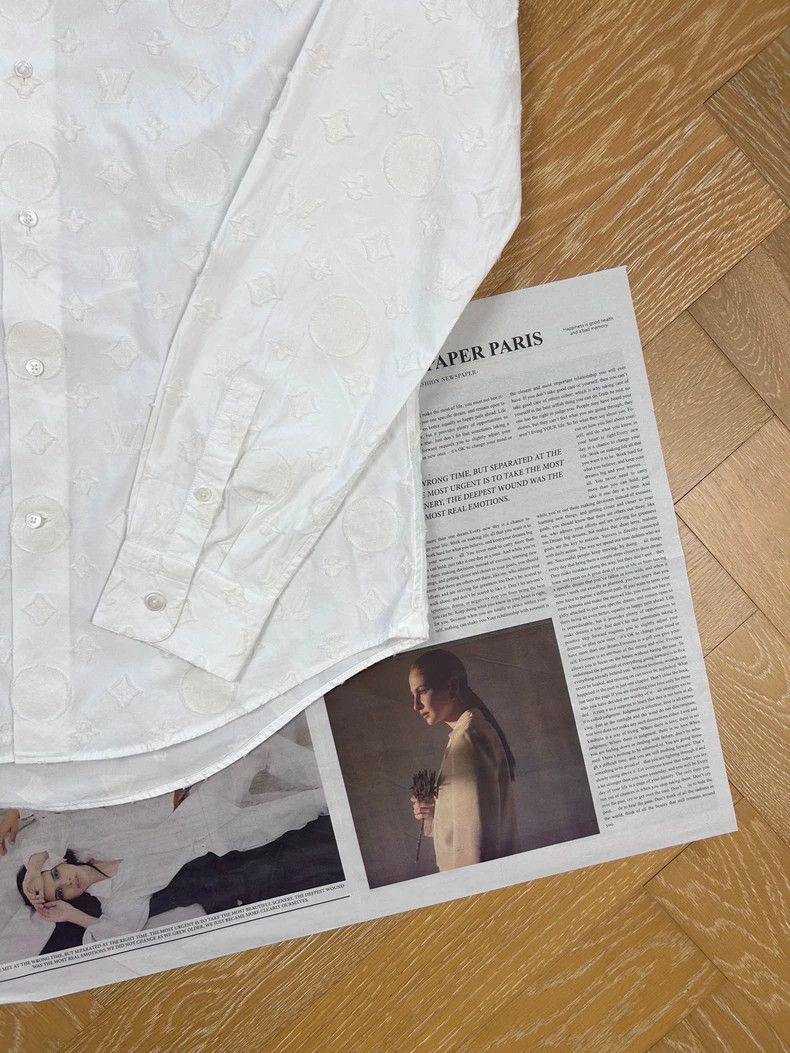 Louis Vuitton Louis Vuitton Long Sleeve Shirt for Men Size US M / EU 48-50 / 2 - 3 Thumbnail