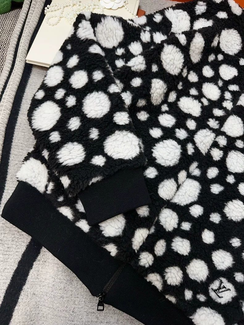 Louis Vuitton Louis Vuitton Polka Dot Teddy Coat Size US XL / EU 56 / 4 - 2 Thumbnail