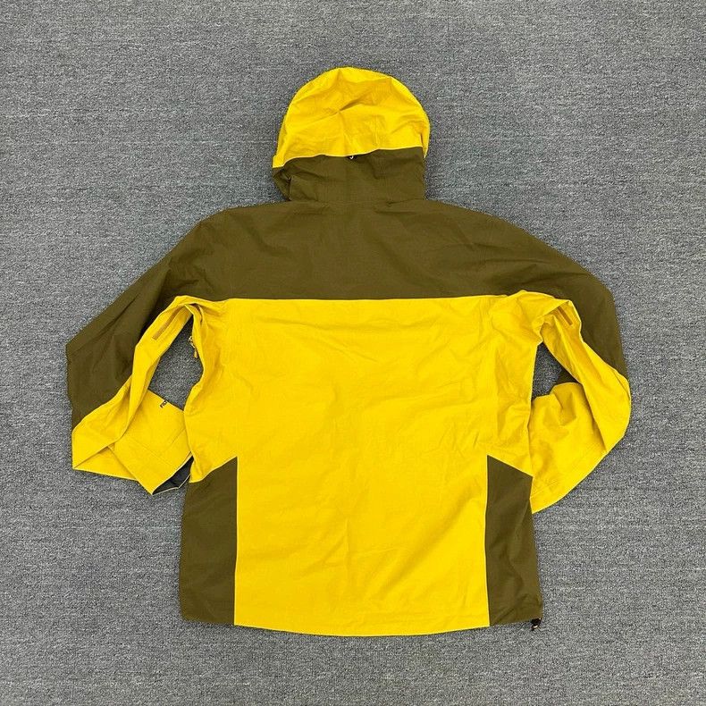 Canada Goose Waterproof Hooded Outdoor Jacket for Men Size US XXL / EU 58 / 5 - 2 Thumbnail