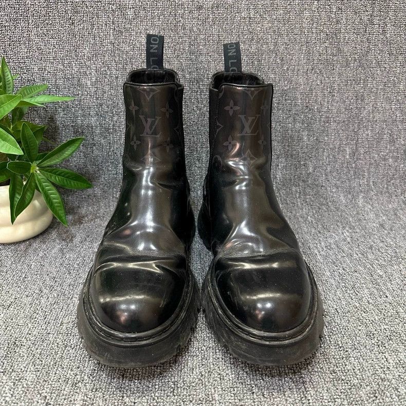 Louis Vuitton Louis Vuitton Bold Chelsea Boots for Men Size US 9.5 / EU 42-43 - 2 Thumbnail