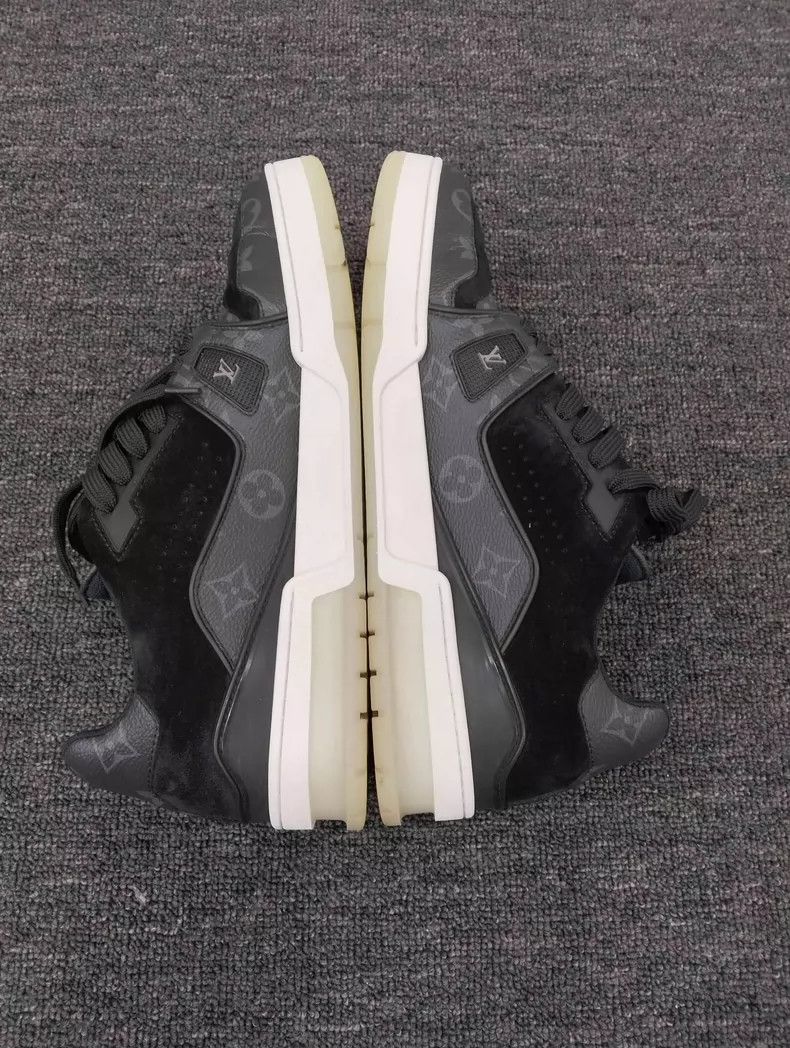 Louis Vuitton LV Louis Vuitton Trainer Sneakers Size 42.5 Size US 10.5 / EU 43-44 - 2 Thumbnail