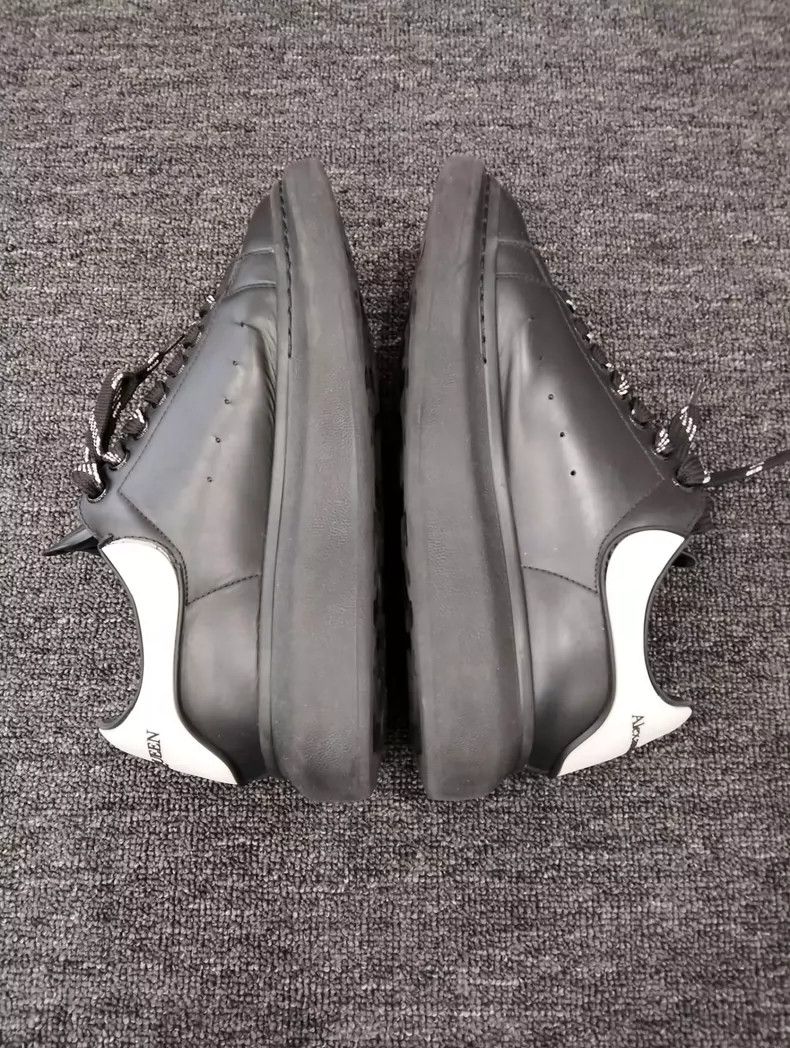 Alexander McQueen Alexander McQueen Black Sneakers Size 40 Size US 7.5 / EU 40-41 - 8 Thumbnail