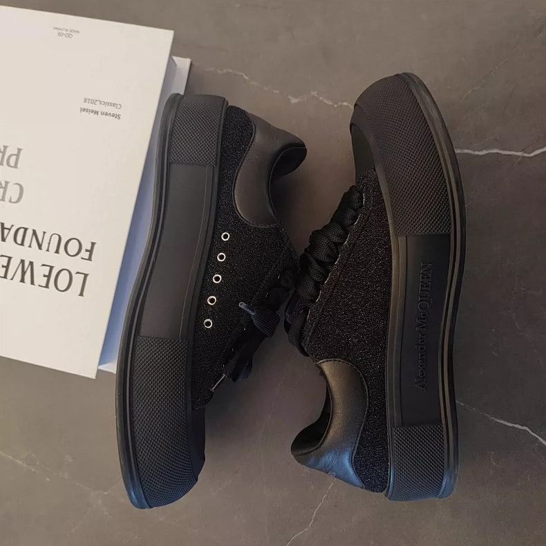 Alexander McQueen Alexander McQueen Black Sneakers Size 40 Size US 9 / EU 42 - 2 Thumbnail