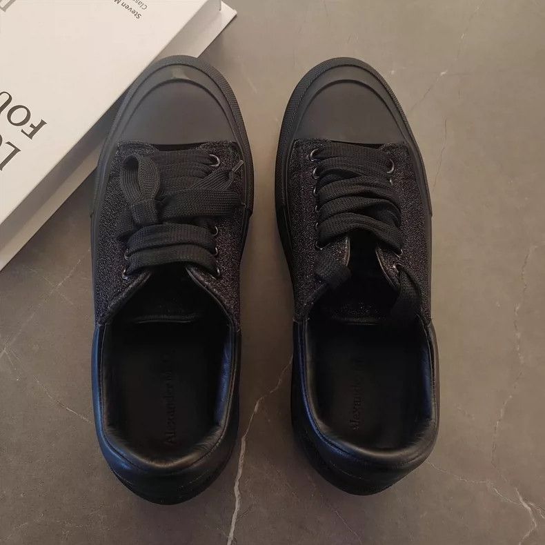 Alexander McQueen Alexander McQueen Black Sneakers Size 40 Size US 9 / EU 42 - 4 Thumbnail