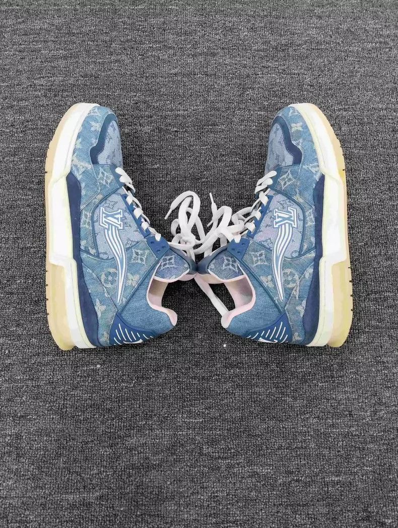 Louis Vuitton LV Louis Vuitton Sneakers Size 41 Size US 10.5 / EU 43-44 - 2 Thumbnail