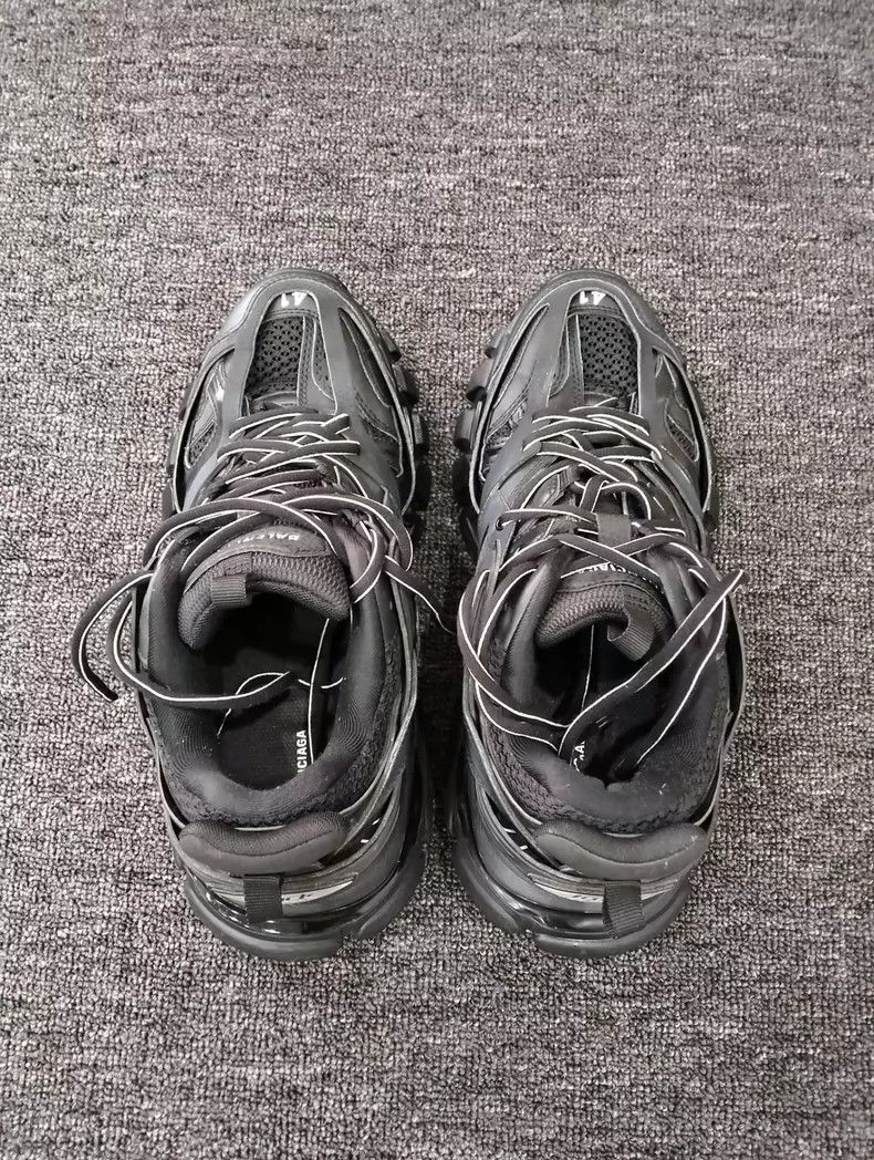Balenciaga BALENCIAGA Dad Sneakers Size 41 Size US 8 / EU 41 - 2 Thumbnail